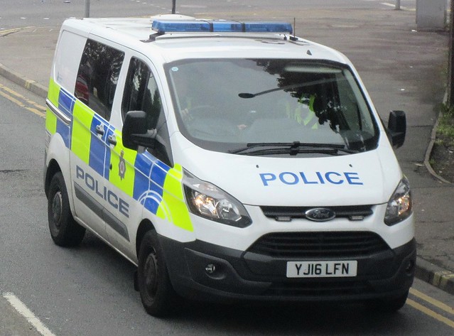 West Yorkshire Police (YJ16 LFN)