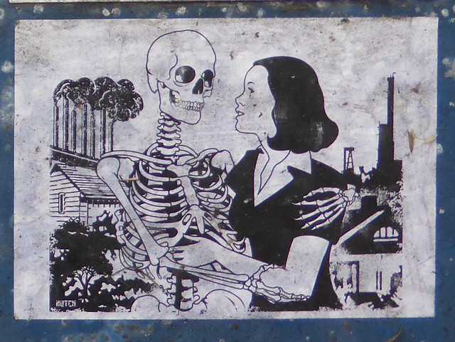 Hutch street art, Brighton
