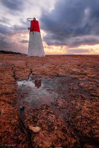 rouge sunrise lighthouse calanques sea longexposure lee fuji xt2 beach clouds reflections