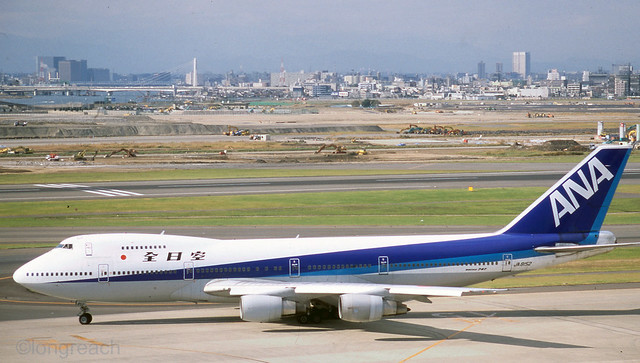 ANA 747 'JA8152'