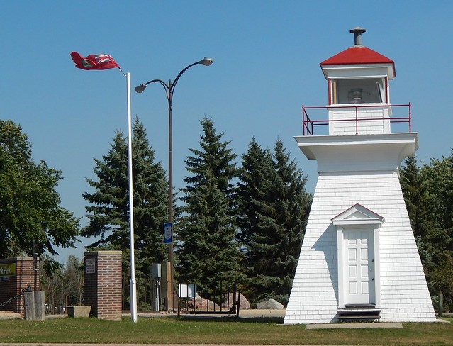 Entrance Lighthouse