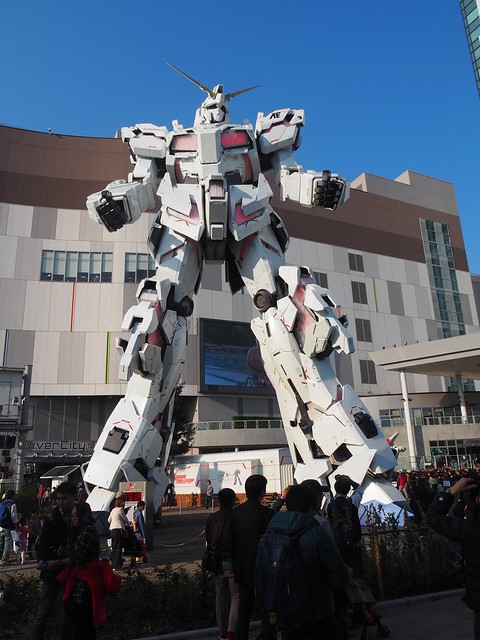 Life-Size Unicorn Gundam