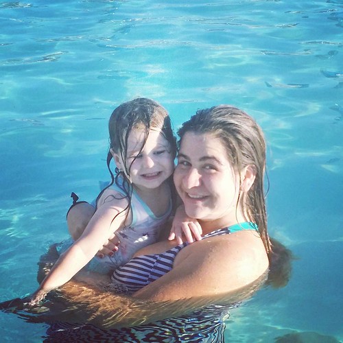 Mother Daughter perfect picture moment 😍📷❤ #depodol #veryblessed #thisisthelife #lovemygirls #love #justtoosweet #lovebeingagrandmama #familytime #familyvacation #funinthesun #pooltime #poolfun #relax #ellieloveshermommy #beautiful | by depodol815