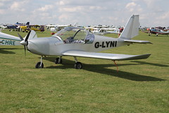 G-LYNI Evektor EV-97 [PFA 315-14409] Sywell 020917