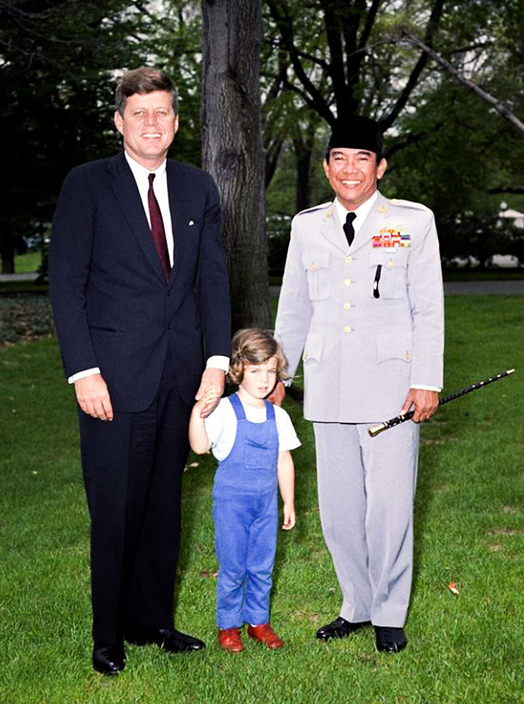 Presidents Kennedy and Soekarno with Caroline Kennedy | Flickr