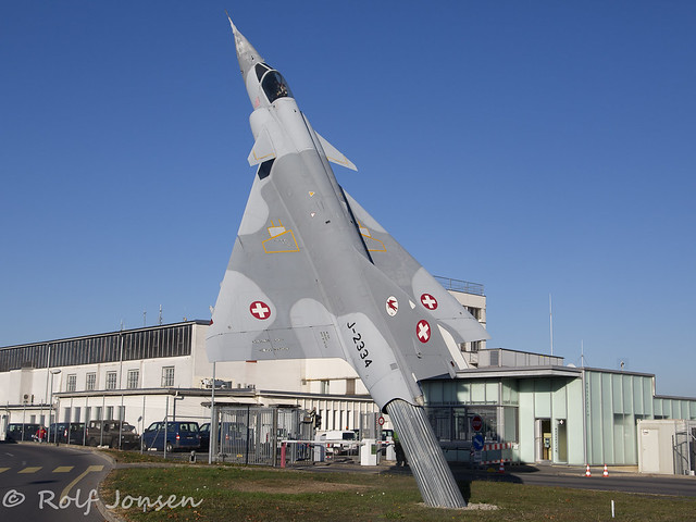 J-2334 Dassault Mirage IIIS Swiss airforce Payerne airport LSMP 16.10-17
