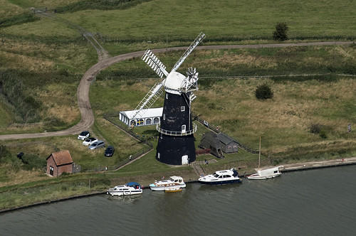 berneyarms windmill river yare norfolk above aerial d810 nikon boats broads broadsnp nationalpark englishheritage aerialview aerialphotograph aerialimage aerialimagesuk aerialphotography viewfromplane droneview britainfromabove britainfromtheair hirez hires hidef highresolution highdefinition