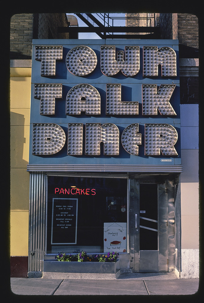Town Talk Diner, Lake Street, Minneapolis, Minnesota (LOC)