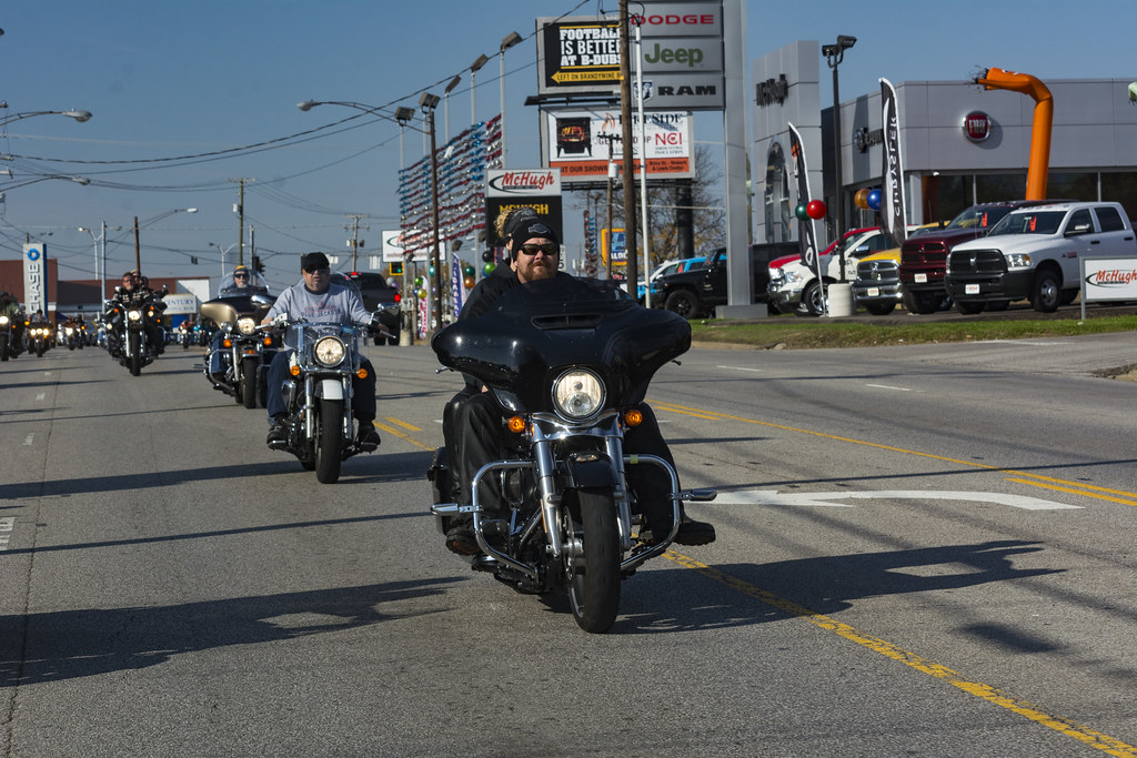 Salvation Army Toy run 2017 Zanesville, ohio. Bikers for S… Flickr