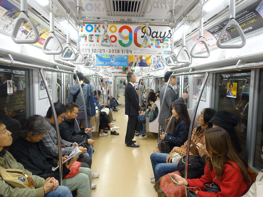 201710437 Tokyo subway