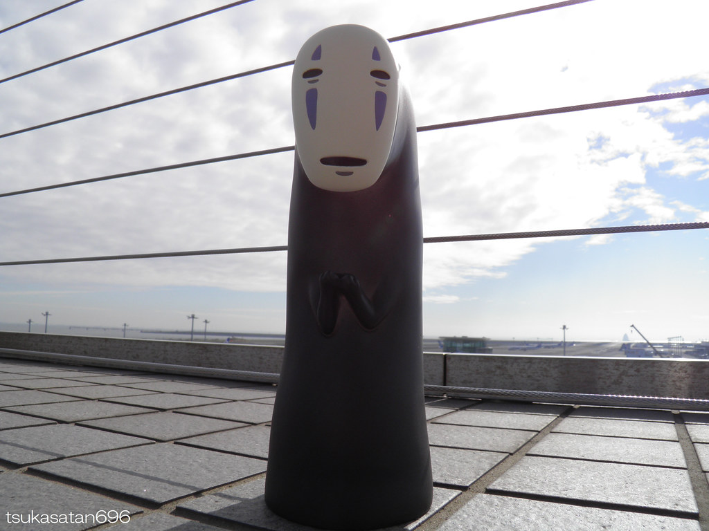 カオナシ Kaonashi The No Face From Spirited Away At Haneda Air Flickr