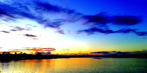 almost dark philippines bohol dauis racs0706 huawei nature sky clouds blue yellow sea green orange black evening vacation