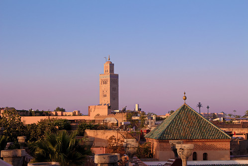 travel traveler traveling tisfortraveler digitalnomad backpacker exploration summer trip photography africa morocco marrakesh city town arab canon 1855mm 700d architecture traditional house building skyline view panoramic sky mosque roof terrace palm tree