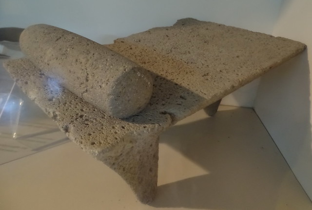 Quirigua mesa de moler Museo Arqueologico Guatemala 03