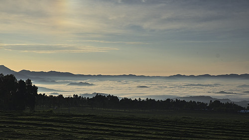 clouds valley rwanda kinigi