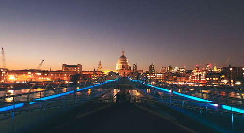 bridge panorama london metal skyline modern cathedral dusk religion stpauls millenniumbridge cranes citylights dome stpaulscathedral cityskyline londondusk