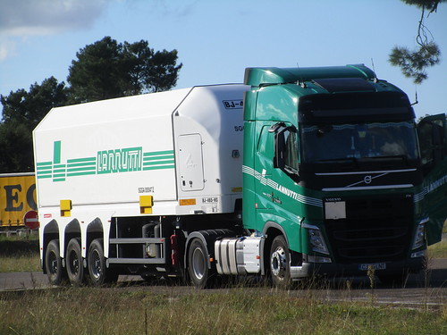 LANNUTTI(RO) Volvo FH IV 460 A 63 aire de l'Océan Est(F) 20.10.2017 | by mcx40
