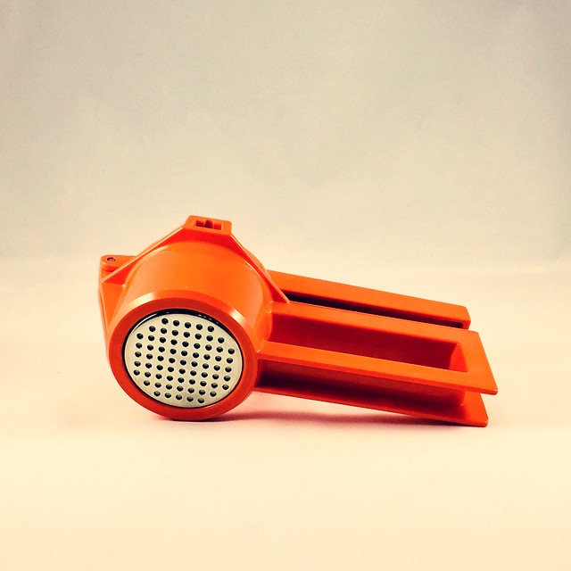 Swiss vintage Zyliss Press is perfect for a retro kitchen by AgathaWar on Etsy   https://www.etsy.com/se-en/listing/570050593/swiss-vintage-zyliss-press-is-perfect #zyliss #press #kitchen #orange #kitchenutilities #swissmade #cooking