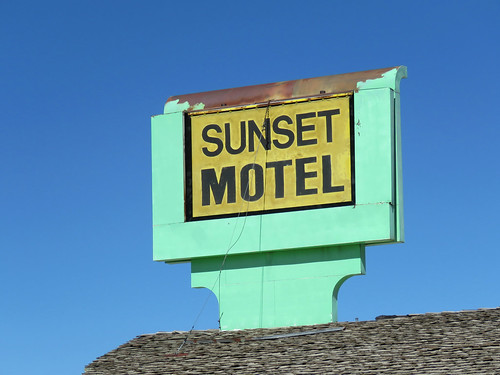 motel vintagemotel bypassed rawlins wyoming smalltown metalsign