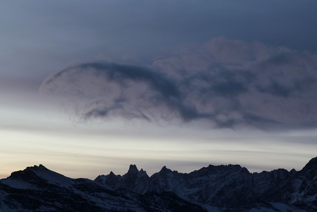 Les Jumeaux ( I - 3`875 m - 254 ° - 15.12 km - Felszacken Berg montagne montagna mountain ) - Punta Margherita ( I - 3`906 m - 258 ° - 14.56 km ) in den italienischen Alpen - Alps in Italien