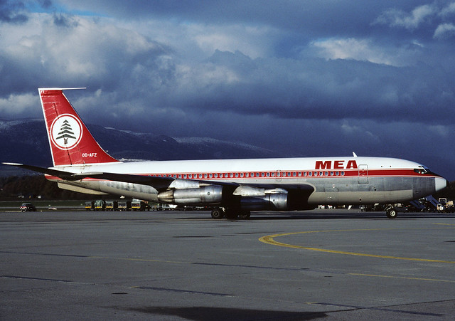 Boeing 720-023B MEA-Middle East Airlines OD-AFZ. GVA, November 21. 1987