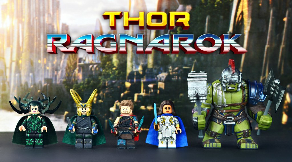 Custom Bricks Thor minifigure with 2 Custom Viking Swords Ragnarok 
