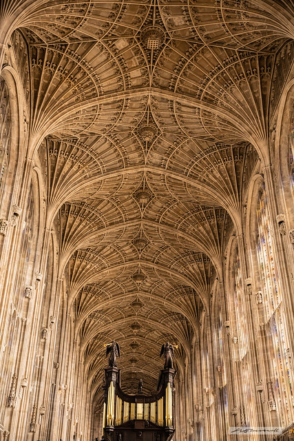 Cambridge - the incredible fan-vaulted ceiling in King's College Chapel.