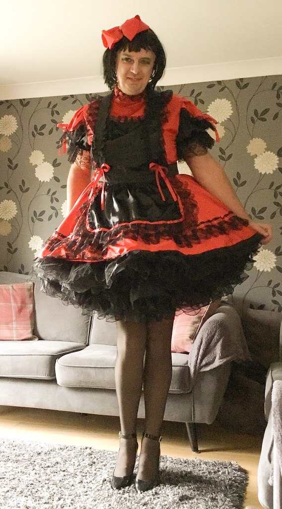 Sissy maid in service - a photo on Flickriver