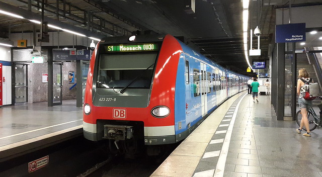 DB S-Bahn München 423 227-8 