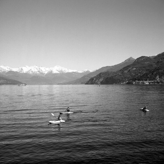 Canoes - Lago di Como - March 2016