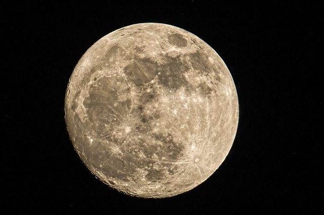 Full Moon 12-31-17 @ 12 degrees below Zero
