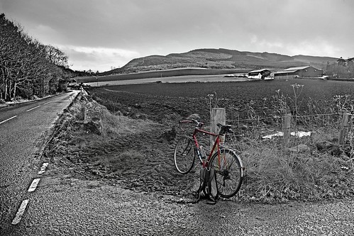 ericrobbniven scotland bw mono landscape cycling