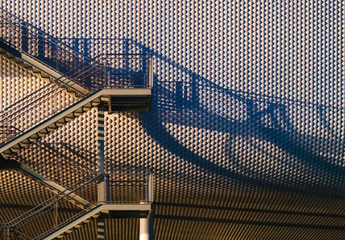renzopiano centro botin santander ximomichavila cantabria spain museum shadow sunlight abstract architecture archdaily archiref archidose sunset stairs pattern urban