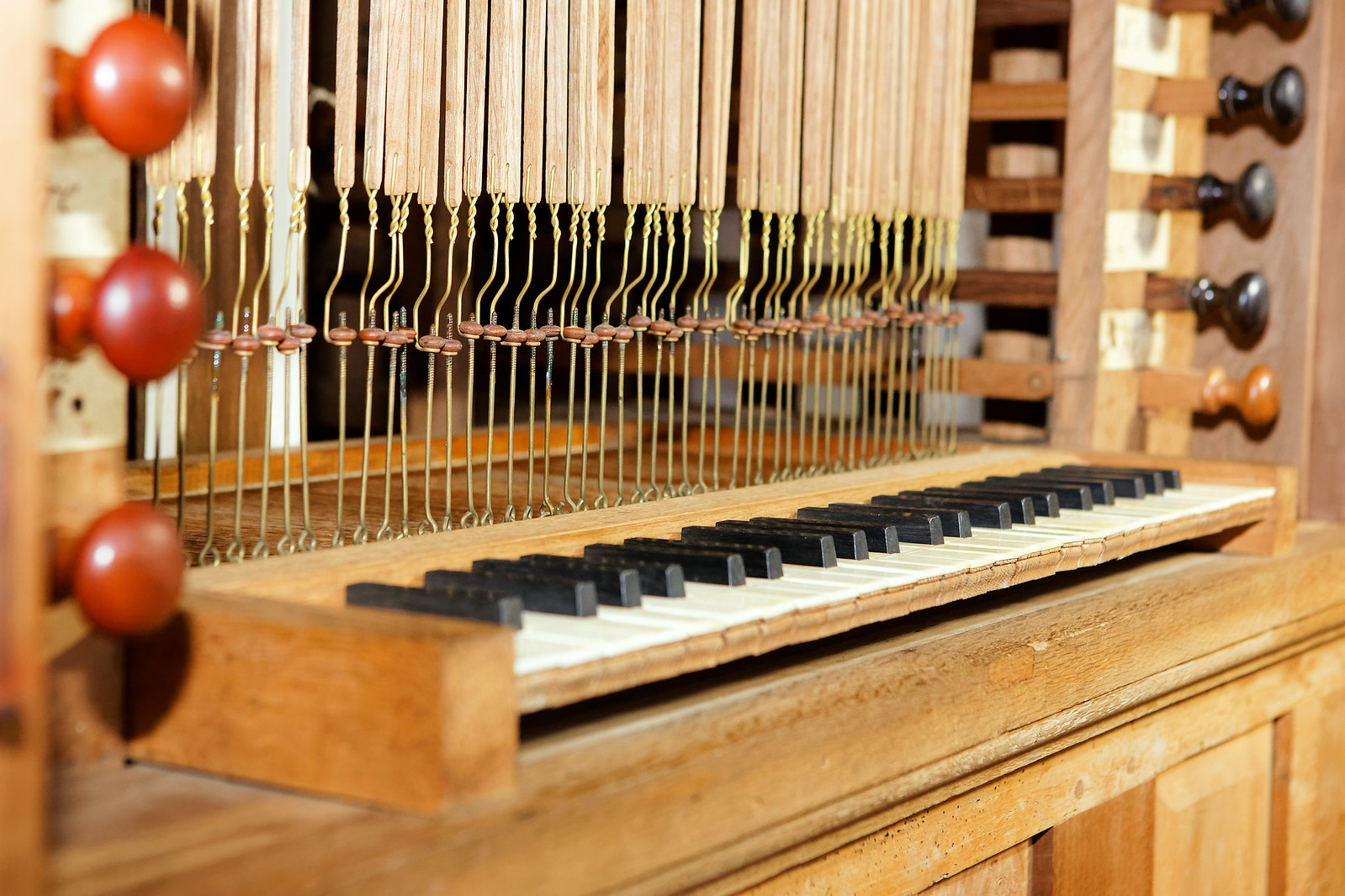 Relevage de l'orgue d'Orgelet