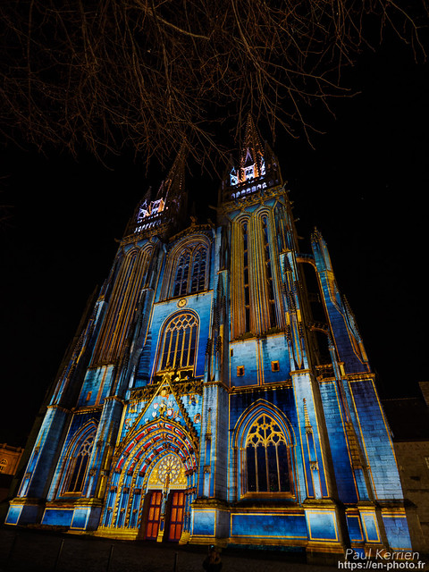 spectacle Iliz Veur, mise en lumière de la cathédrale Saint-Corentin