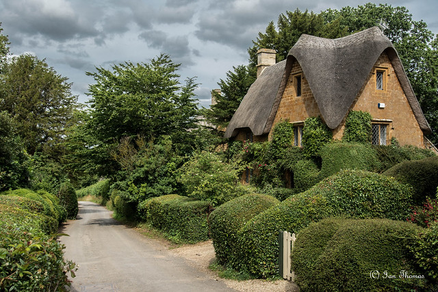You Cant Match A Thatch In Great Tew