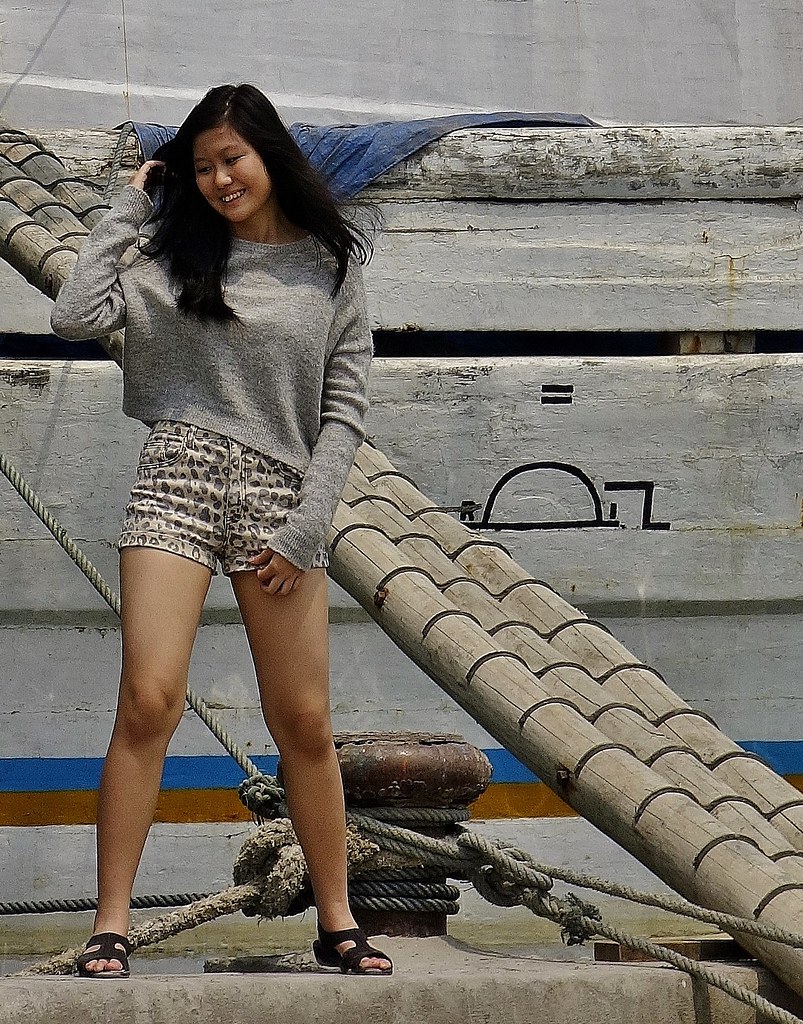 Indonesien, JAVA , Jakarta - Frachtenseglerhafen  Sunda Kelapa , girl, 17024/9468