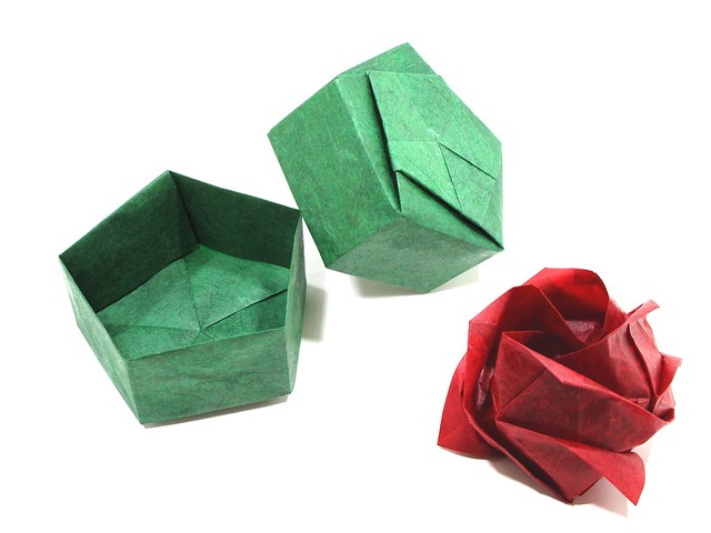 Rose - Toshikazu Kawasaki - Pentagonal Gift Box