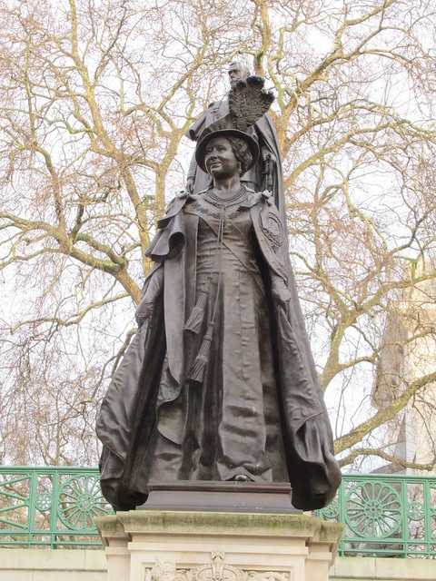 Queen Elizabeth the Queen Mother, Philip Jackson (Sculptor), the Mall, London