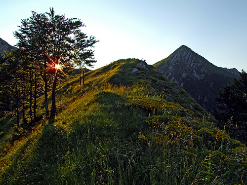 italy italia julianalps prealps hiking outdoors landscape mountain meadow morning cimadicampo sunrise