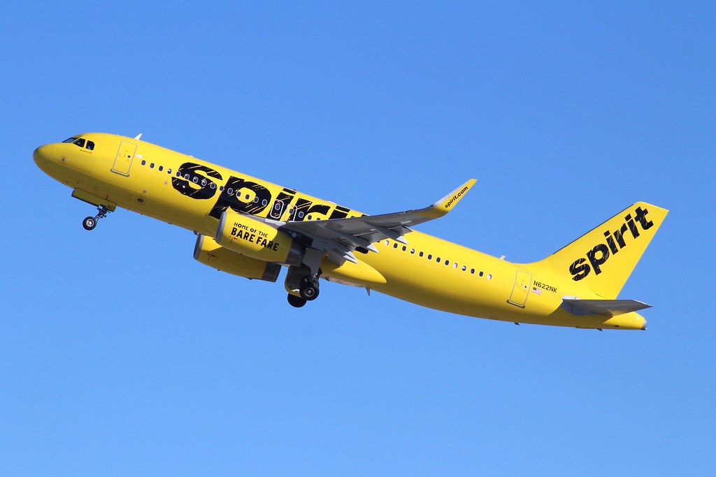 Spirit Airlines | Airbus A320 departs from Los Angeles. | So Cal Metro ...