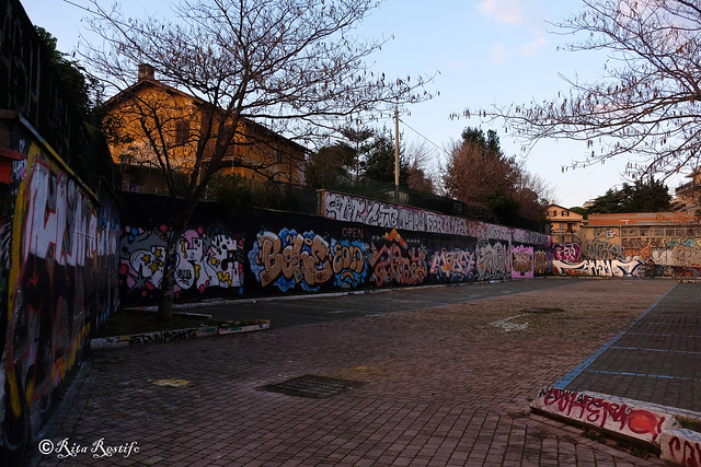 Roma. Magliana. Graffiti by Bone, Eolo, Marcy, Outlaw, Mars, ...