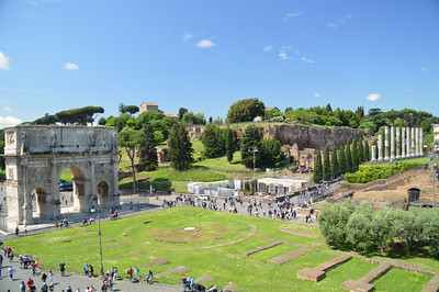 Arch of Constantine and the Palatine Hill
