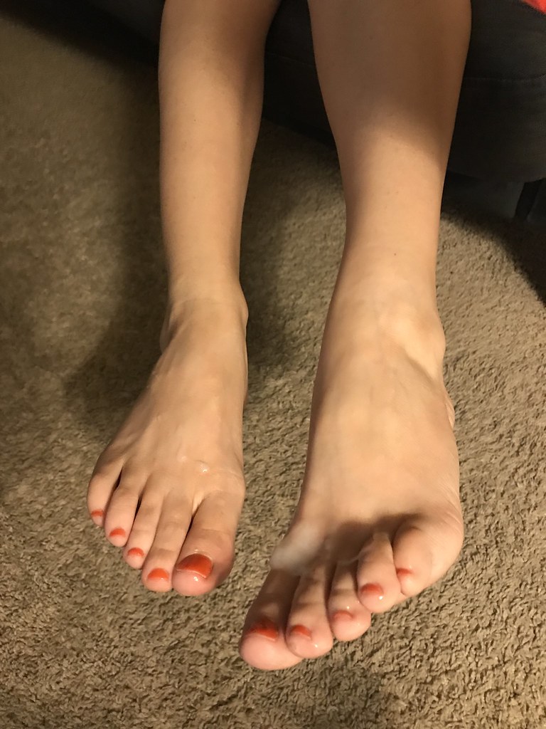 cumming on wife s feet