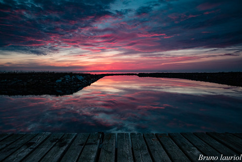 Marseillan - Lever de jour sur l'étang de Thau 2 - 34 - France- Occitanie - 34 - France by bruno lauriol, marseillan occitanie france fr