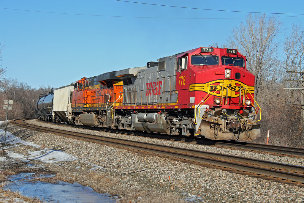 CP 680 with a BNSF Warbonnet