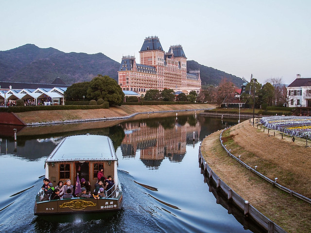 ハウステンボス 光の王国, Huis Ten Bosch theme park recreates the Netherlands, Sasebo, Nagasaki, Japan