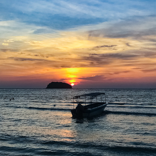malaysia sabah borneo sunset sea ocean camps boat