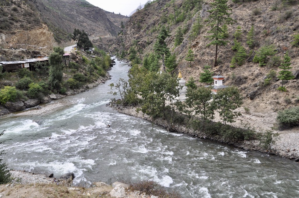 Paro Rive Confluence | Paro River and Thimphu River merge to form the … | Flickr