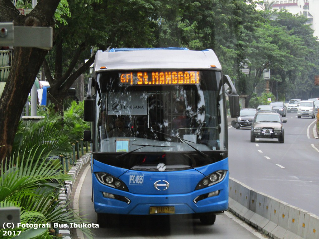 Hino Laksana Bus
